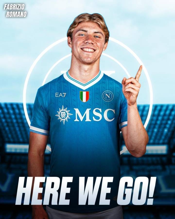 进欧冠就买断！迪马：霍伊伦与那不勒斯合同中有8000万欧解约条款