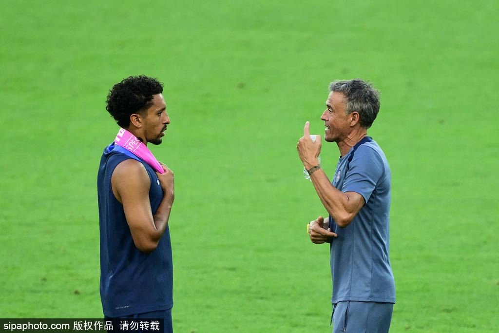 法甲巅峰对决：图卢兹主场迎战巴黎圣日耳曼